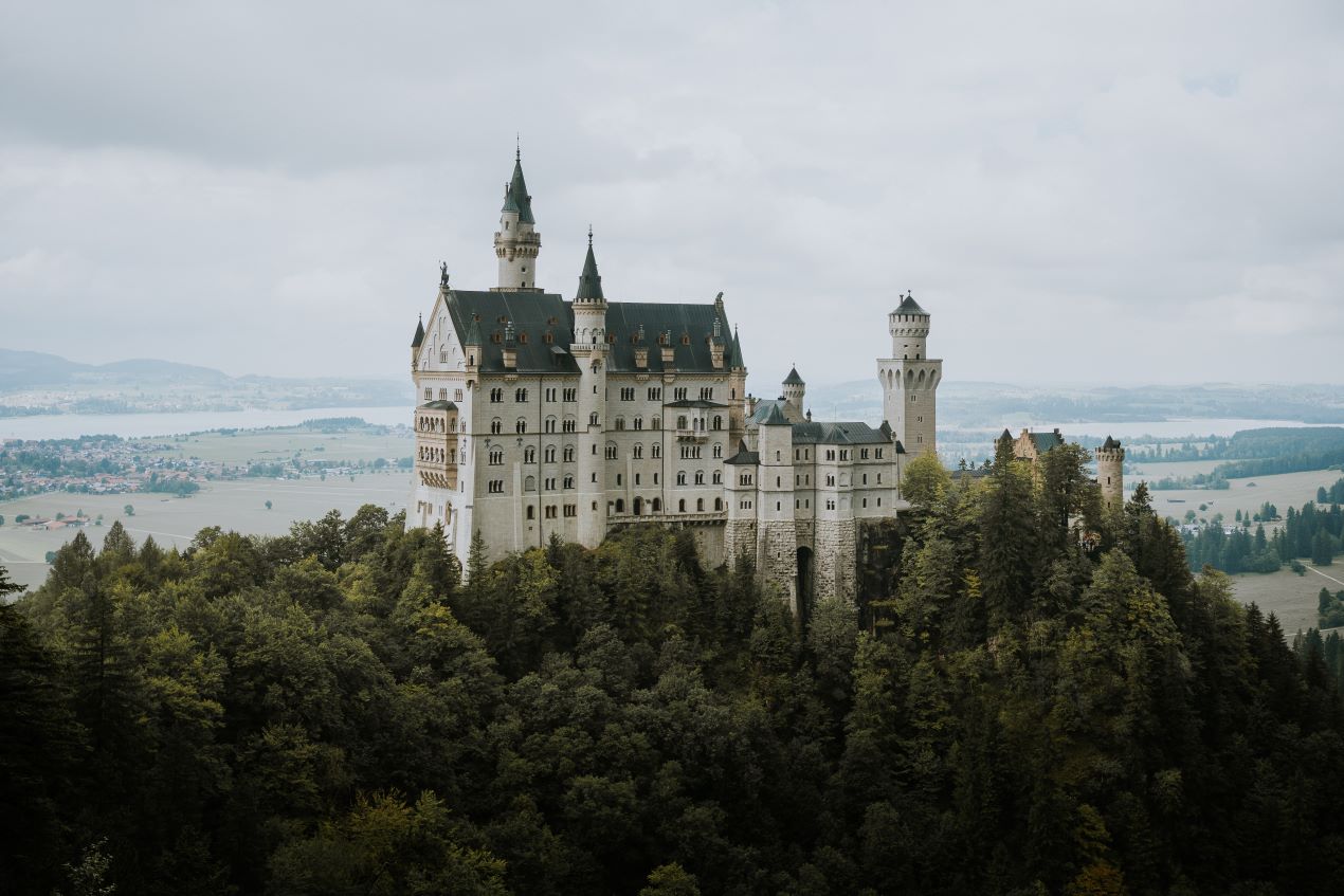 Exploring Europe’s Enchanting Castles: A Journey Through History